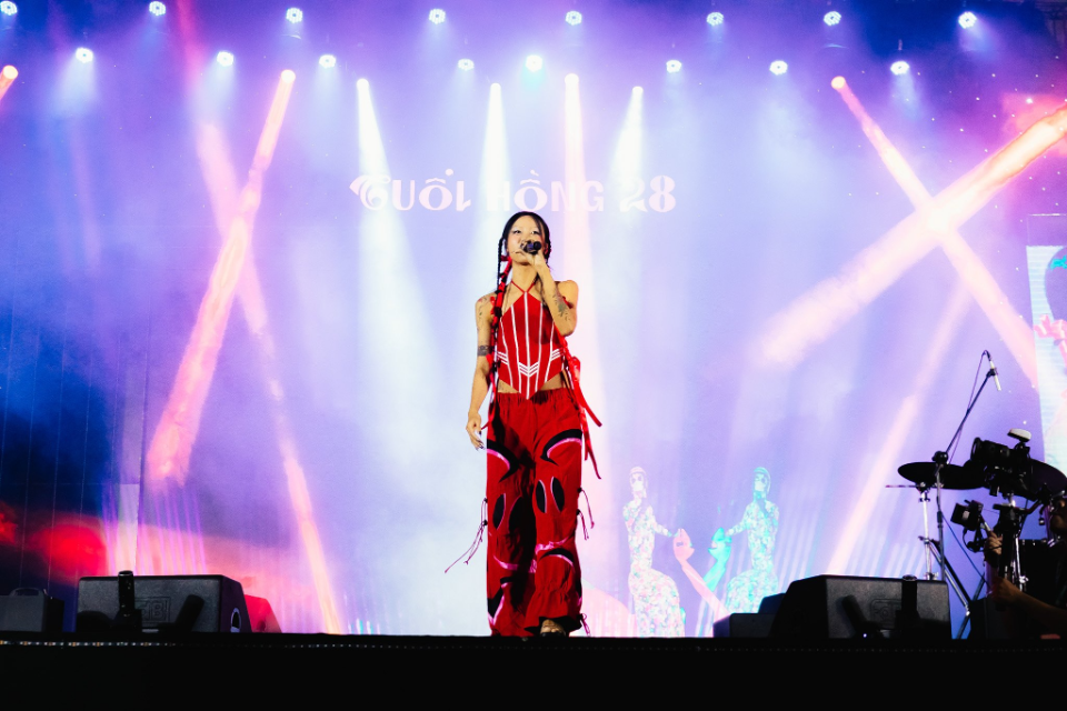 Suboi "tái xuất" sân khấu Tuổi Hồng kể từ năm 2020. Ảnh: Như An