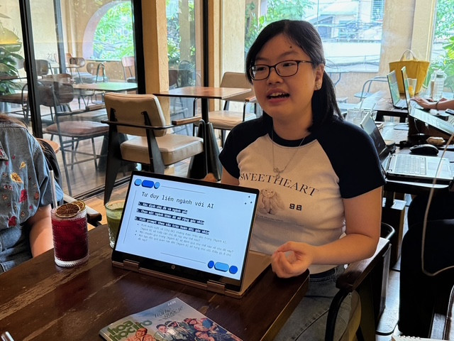 Phương Anh bật mí 3 bước tư duy liên ngành với AI. Phương Anh bật mí 3 bước tư duy liên ngành với AI.