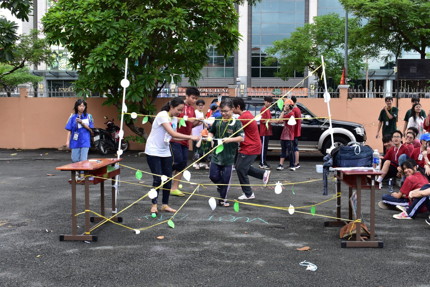 Vượt qua các chướng ngại vật rắc rối trong trạm "Lễ hội Kơ Pan".