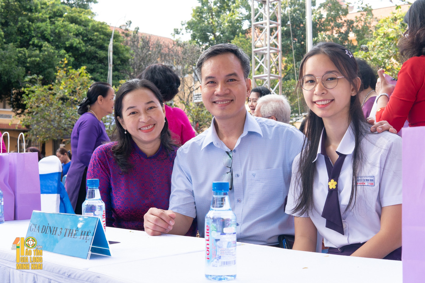 Ảnh: 110 năm Áo Tím - Gia Long - Minh Khai. Ảnh: 110 năm Áo Tím - Gia Long - Minh Khai.