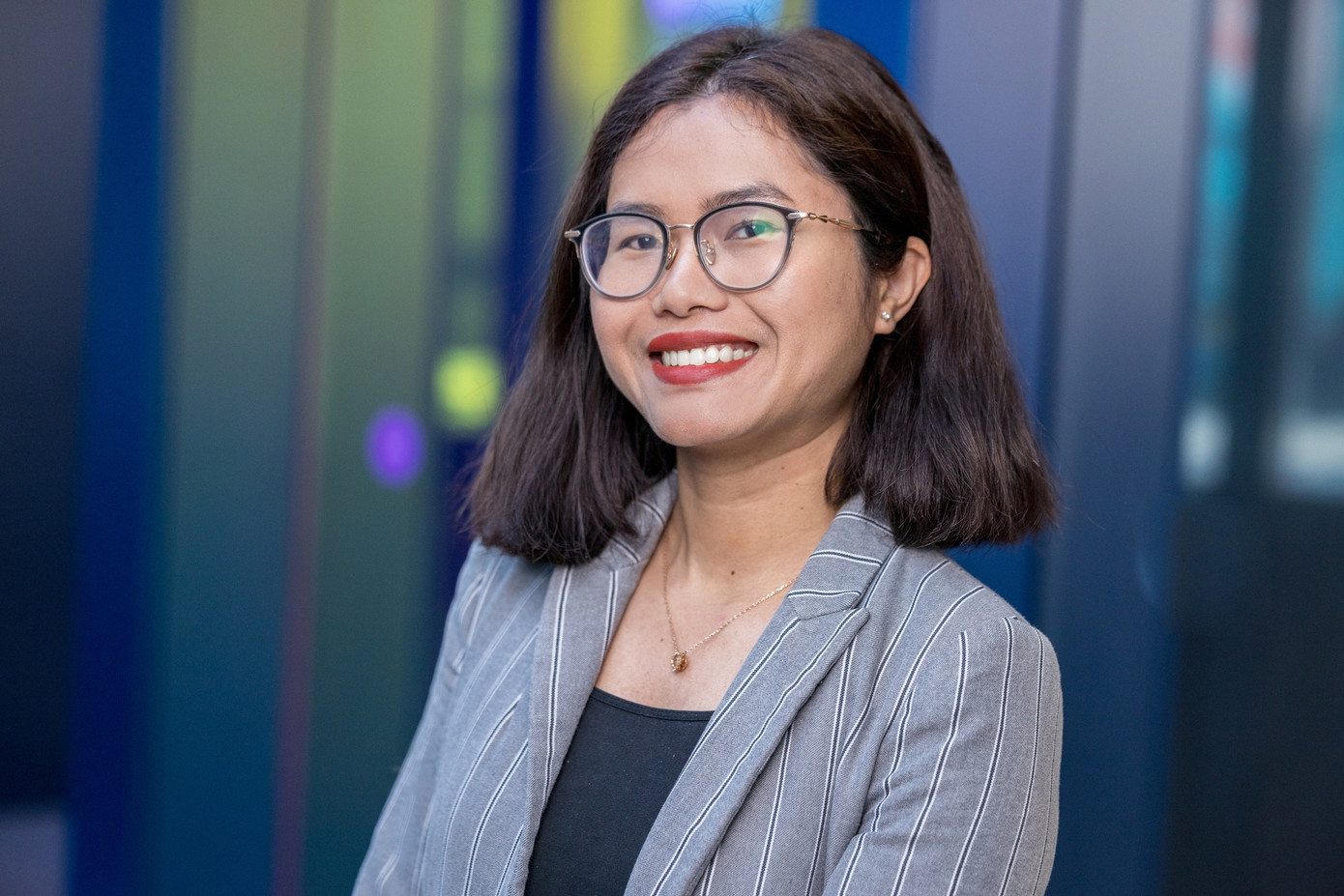 Chị Hoa Đinh cũng là founder của cộng đồng HannahEd và fanpage Scholarship for Vietnamese Student với hơn nửa triệu thành viên. Ảnh: NVCC