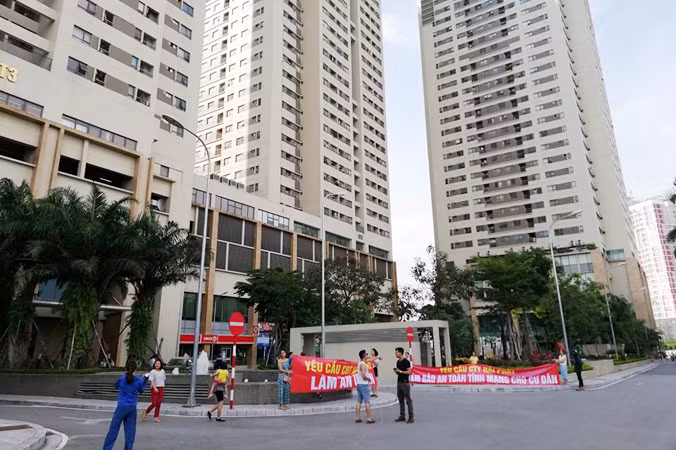 Hà Nội vào cuộc xử lý tranh chấp chung cư ảnh 5 Hà Nội vào cuộc xử lý tranh chấp chung cư ảnh 5