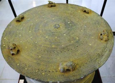 Trống đồng Đông Sơn muộn