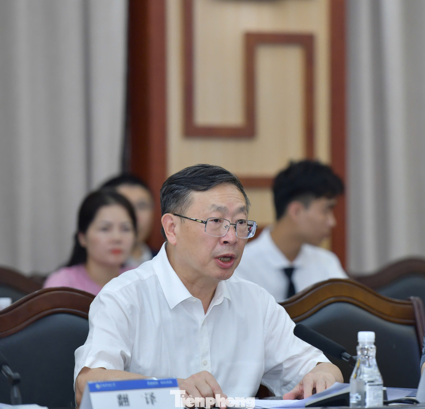 Ông Biện Thành Lâm - Bí thư Đảng ủy Trường Đại học Dân tộc Quảng Tây trao đổi tại chương trình.