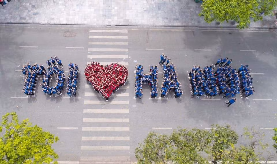 Phong trào Tôi yêu Hà Nội đã tạo nên nét đặc trưng, màu sắc riêng của tuổi trẻ Thủ đô Phong trào Tôi yêu Hà Nội đã tạo nên nét đặc trưng, màu sắc riêng của tuổi trẻ Thủ đô