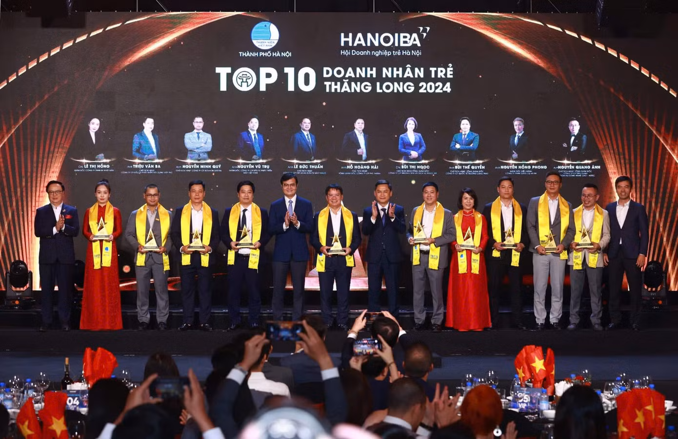 10 doanh nhân trẻ tiêu biểu nhận Giải thưởng Doanh nhân trẻ Thăng Long năm 2024
