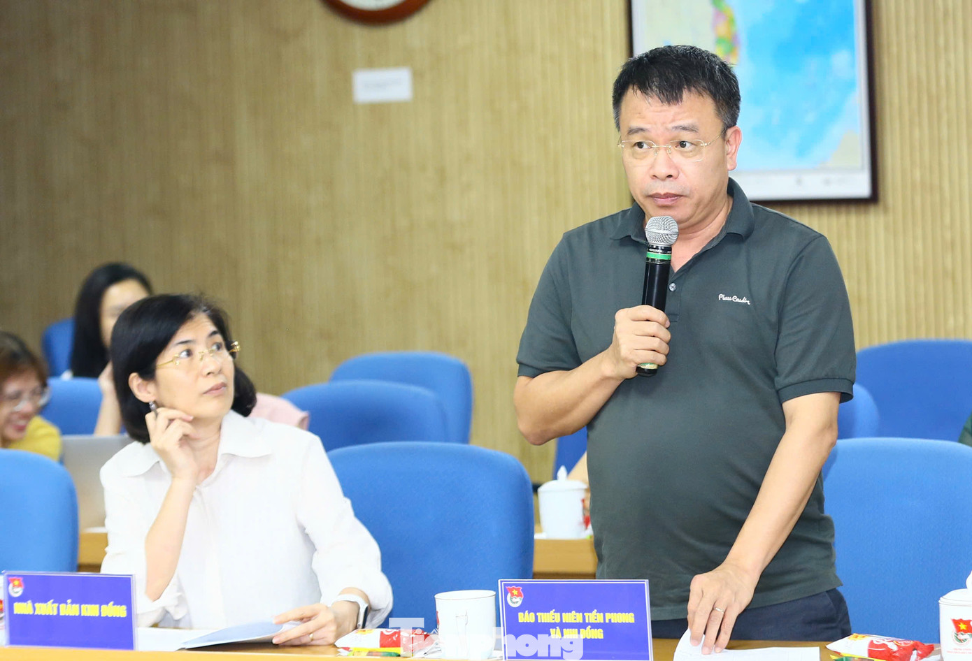 Các ý kiến trao đổi tại hội nghị. Ảnh: Bảo Anh