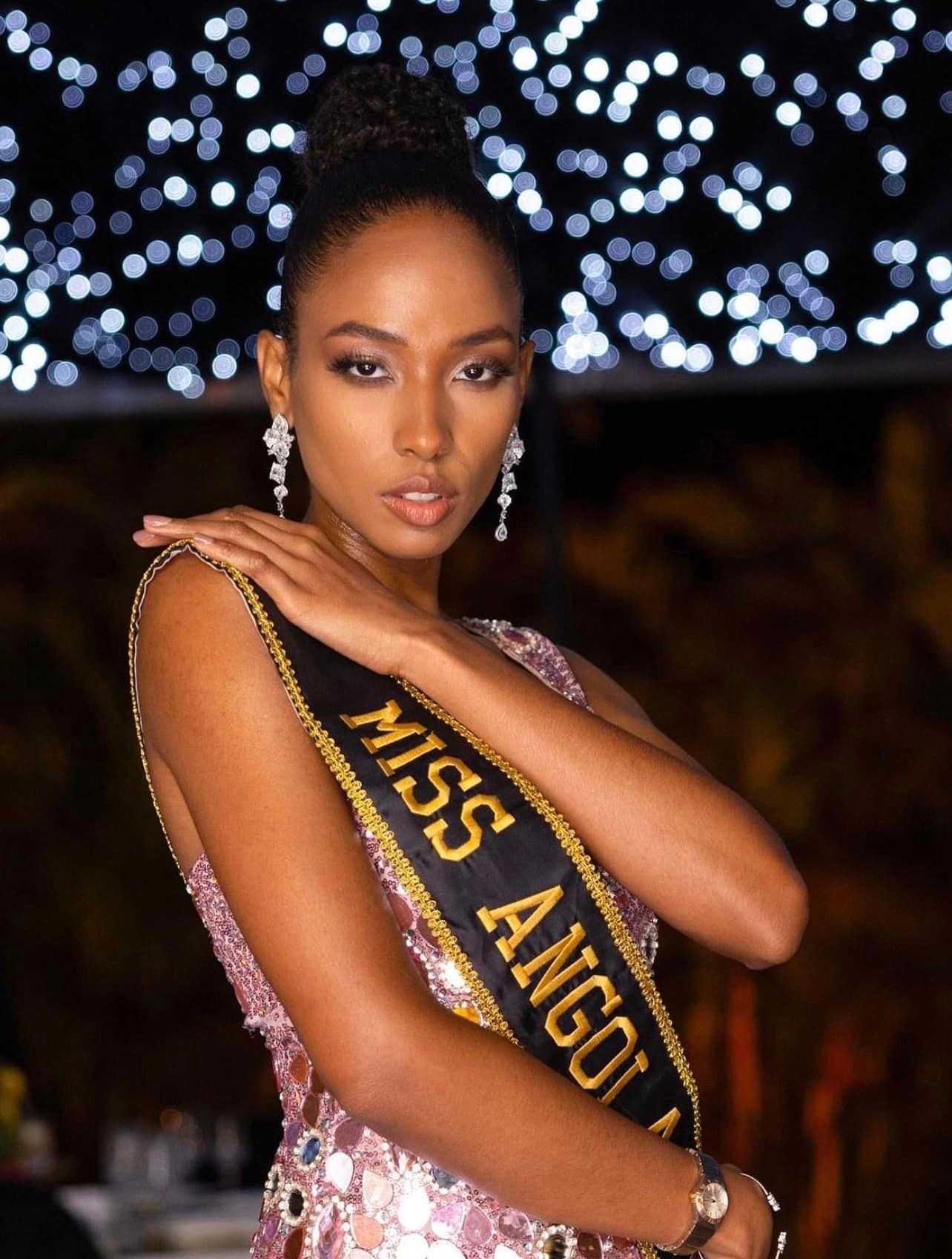 Cuộc thi Hoa hậu Hoàn vũ 2023 đã diễn ra được 10 ngày với nhiều hoạt động bên lề sôi nổi. Chung kết diễn ra ngày 18/10 tại El Salvador. Giữa lúc cuộc thi đang diễn ra, tập đoàn JKN của nữ tỷ phú Thái Lan - Anne Jakrakutatip (chủ sở hữu Miss Universe) vướng vào thông tin phá sản. Bà Anne đã nộp đơn xin gia hạn trả nợ lên Tòa án Phá sản Thái Lan.