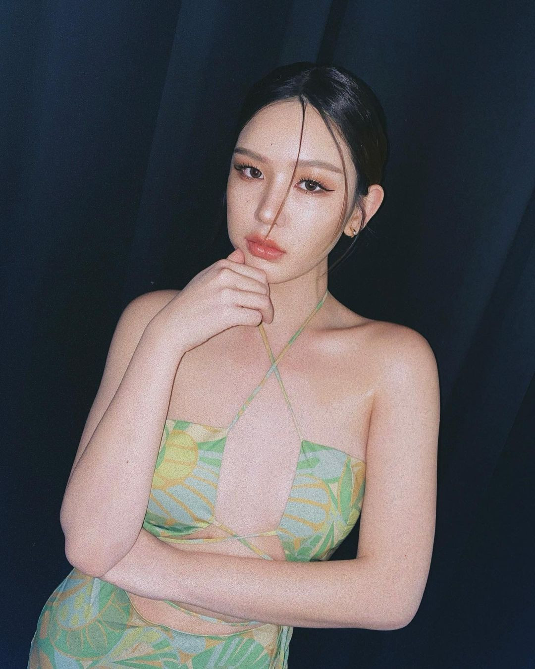 Malin Sae-lim có trang instagram cá nhân với hơn 340.000 người theo dõi. Cô là một trong những thí sinh có sức ảnh hưởng nhất trên mạng xã hội tại cuộc thi Miss Grand Phuket 2024.