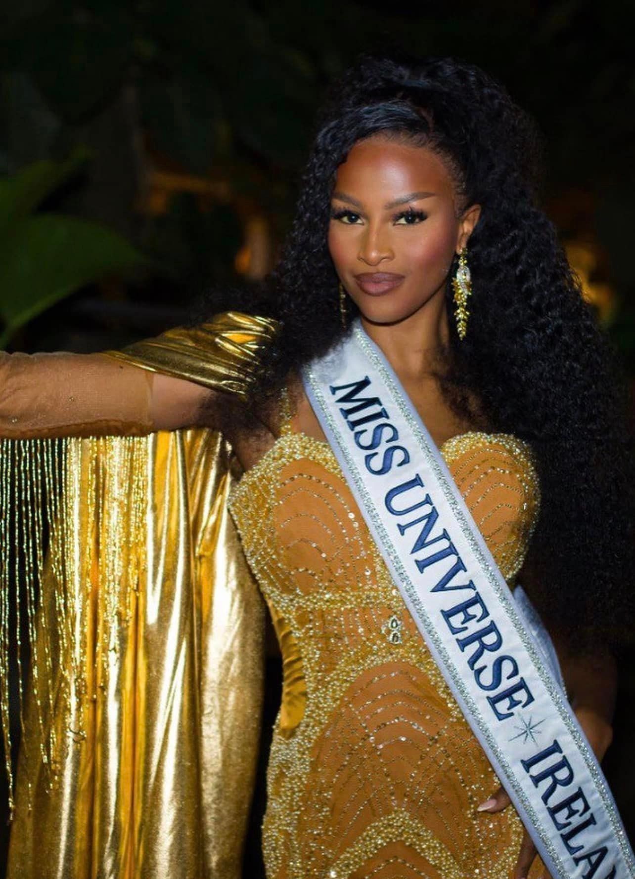 Cuộc thi Hoa hậu Hoàn vũ 2023 đã diễn ra được 10 ngày với nhiều hoạt động bên lề sôi nổi. Chung kết diễn ra ngày 18/10 tại El Salvador. Giữa lúc cuộc thi đang diễn ra, tập đoàn JKN của nữ tỷ phú Thái Lan - Anne Jakrakutatip (chủ sở hữu Miss Universe) vướng vào thông tin phá sản. Bà Anne đã nộp đơn xin gia hạn trả nợ lên Tòa án Phá sản Thái Lan.