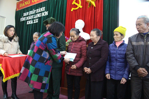 Ấm áp ngày đưa Tết đến sớm với cựu thanh niên xung phong Lạng Sơn ảnh 5