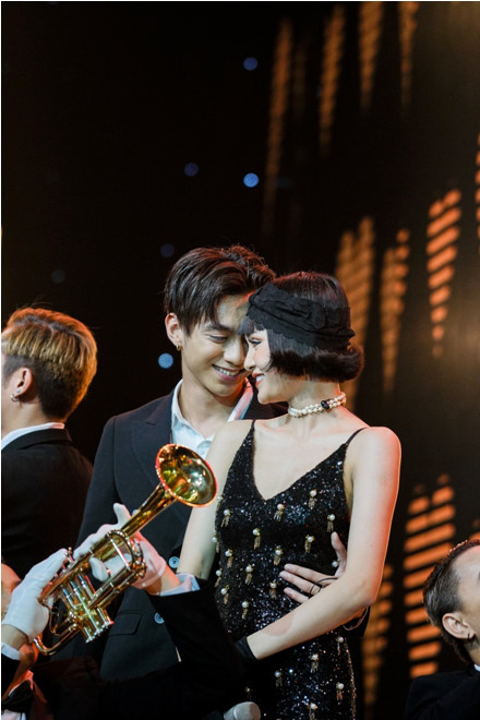 Từ đi xe trả góp, Soobin Hoàng Sơn đã tậu xế hộp tiền tỷ chỉ trong 4 tháng! ảnh 1