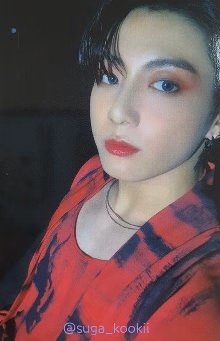 Photocard của Jung Kook phiên bản Clue