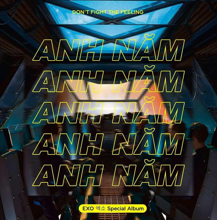 Cận cảnh chiếc poster khiến EXO-L và Vnet "bất ngờ, ngã ngửa".