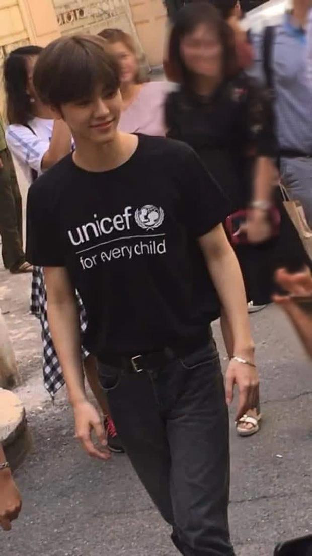 Anh từng bị nhầm là học sinh trung học khi đến Việt Nam với ngoại hình chuẩn hotboy. Anh từng bị nhầm là học sinh trung học khi đến Việt Nam với ngoại hình chuẩn hotboy.