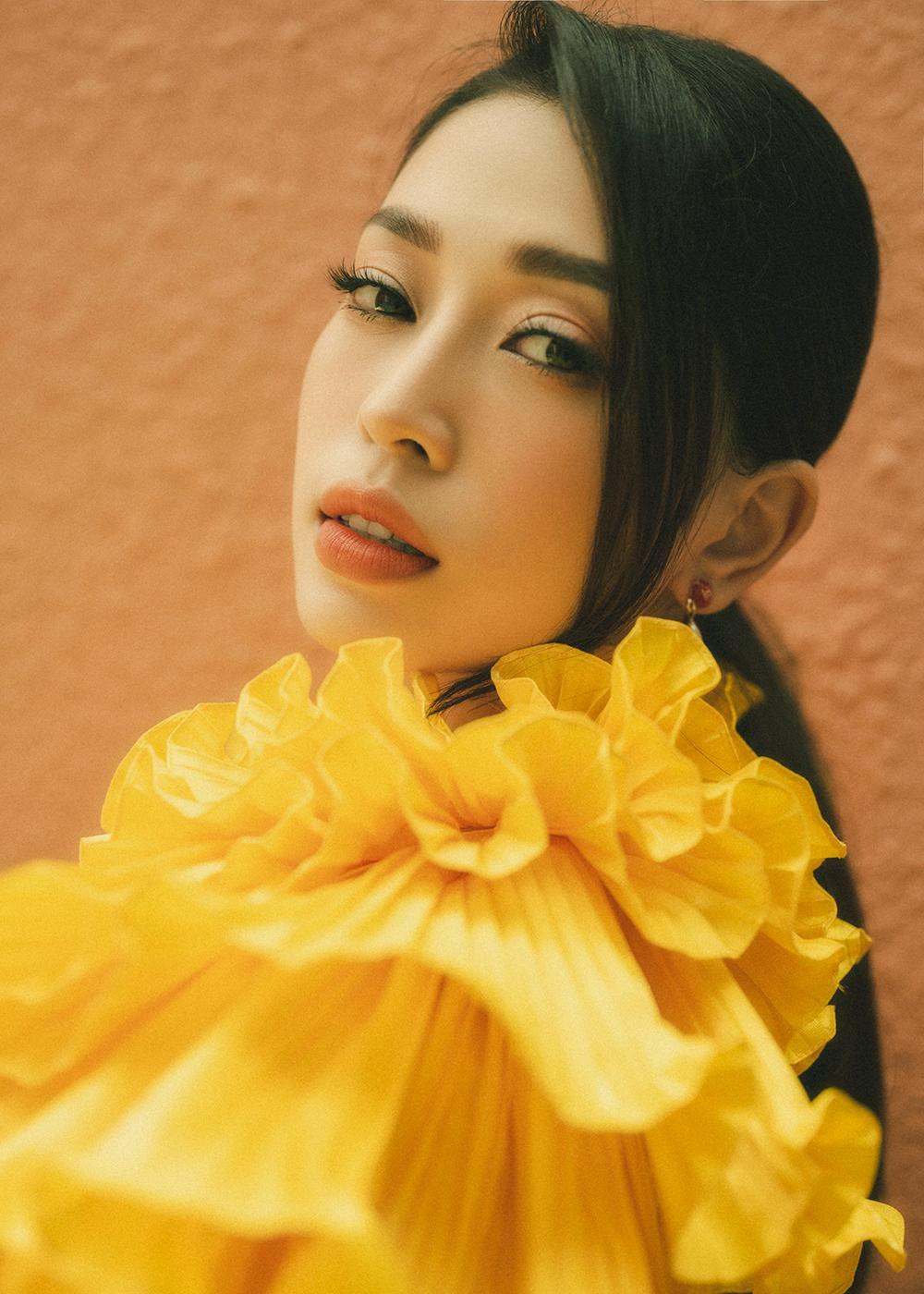 Trải qua hơn một tháng làm việc, Phương Nga tự thấy bản thân mình trưởng thành hơn rất nhiều cả về kiến thức lẫn kỹ năng dẫn chương trình.