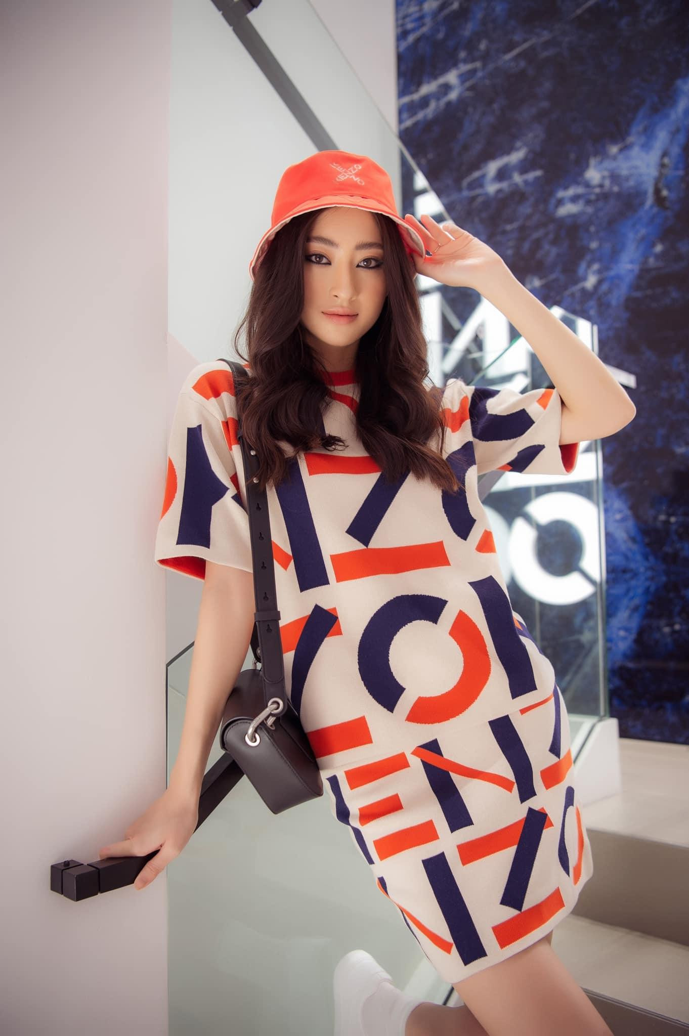 Miss World Vietnam 2019 ngày càng nhận được sự khen ngợi của công chúng với nhan sắc quyến rũ của mình. Miss World Vietnam 2019 ngày càng nhận được sự khen ngợi của công chúng với nhan sắc quyến rũ của mình.