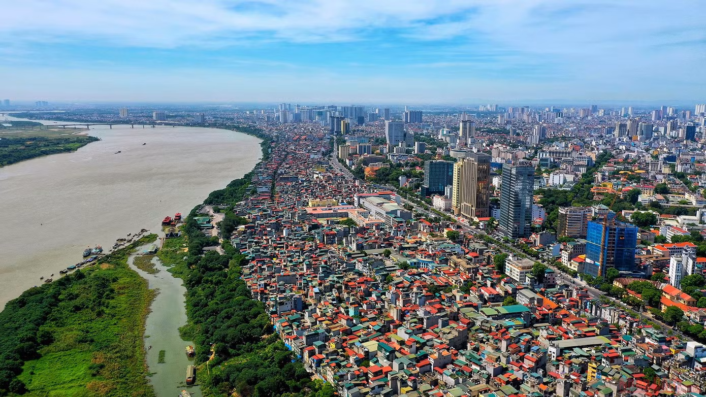 Quy hoạch Thủ đô Hà Nội xác định phát triển Thủ đô “văn hiến - văn minh - hiện đại”, xanh, thông minh, ngang tầm thủ đô các nước phát triển trong khu vực và trên thế giới. Ảnh minh họa.