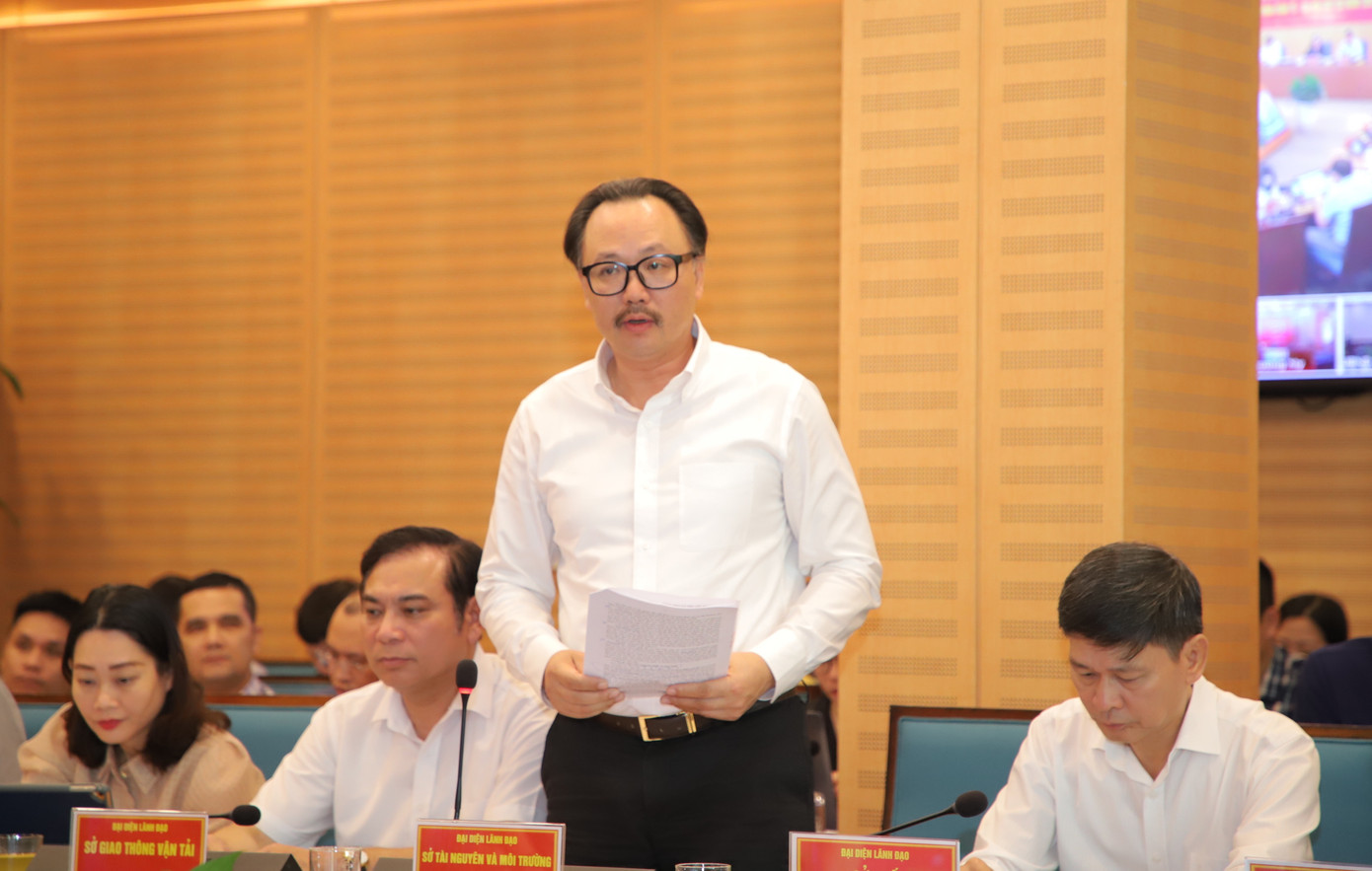 Đại diện Sở TN&MT Hà Nội trao đổi tại buổi họp báo Đại diện Sở TN&MT Hà Nội trao đổi tại buổi họp báo