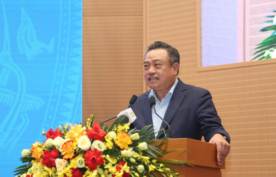 Chủ tịch UBND TP Trần Sỹ Thanh phát biểu tại hội nghị. Ảnh: Phạm Hùng