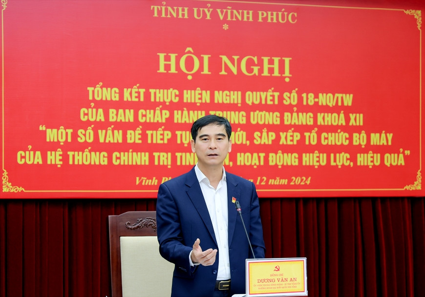 Bí thư Tỉnh ủy Vĩnh Phúc Dương Văn An phát biểu tại hội nghị. Ảnh: Khánh Linh. Bí thư Tỉnh ủy Vĩnh Phúc Dương Văn An phát biểu tại hội nghị. Ảnh: Khánh Linh.