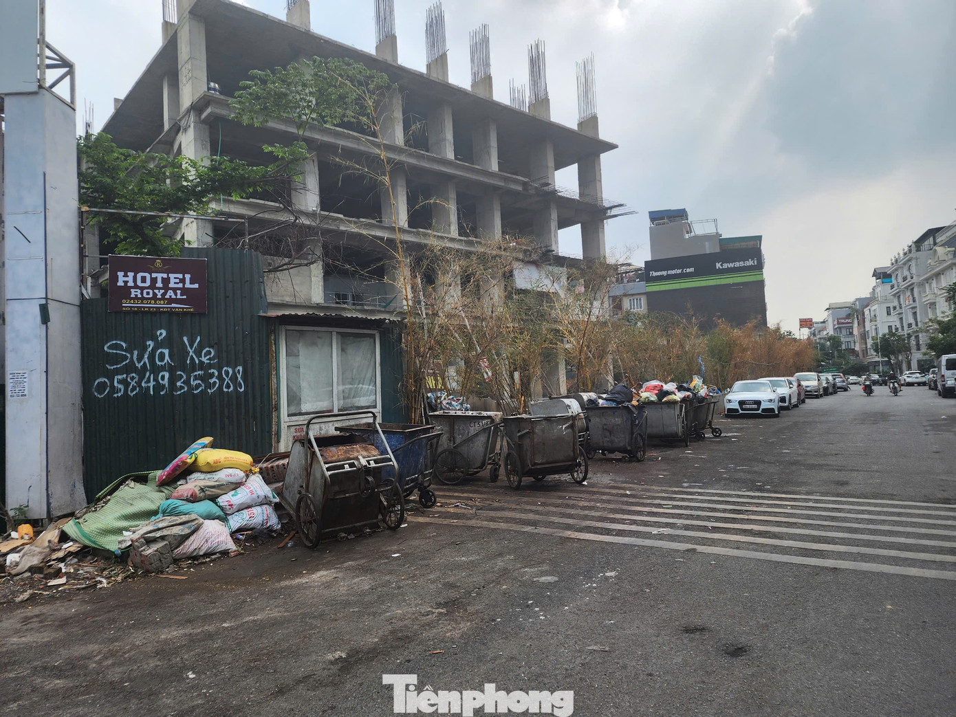 Công ty Sông Đà Thăng Long được thành lập từ năm 2006. Trên địa bàn quận Hà Đông (Hà Nội), công ty này được UBND tỉnh Hà Tây (cũ) phê duyệt làm chủ đầu tư 2 dự án, gồm Khu đô thị nhà ở Văn Khê và Khu đô thị Văn Khê mở rộng (Usilk City).