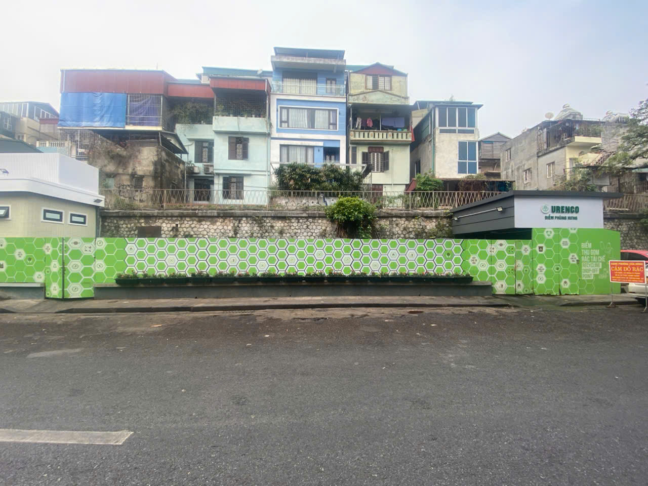 Nhờ đó, 45 điểm tập kết rác ban ngày đã được xóa bỏ