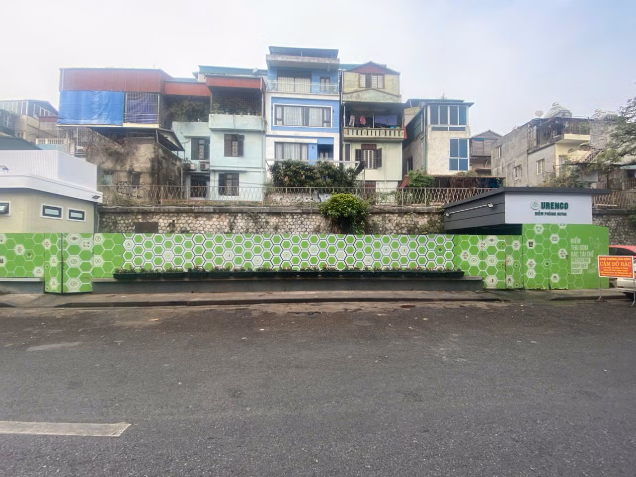 Nhờ đó, 45 điểm tập kết rác ban ngày đã được xóa bỏ