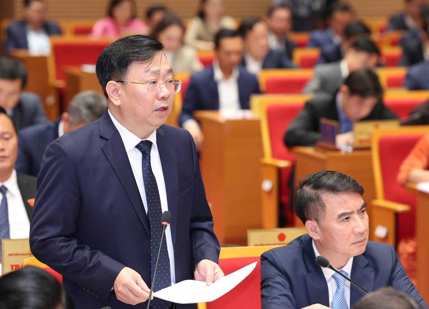 Giám đốc Sở Xây dựng Võ Nguyên Phong trả lời tái chất vấn