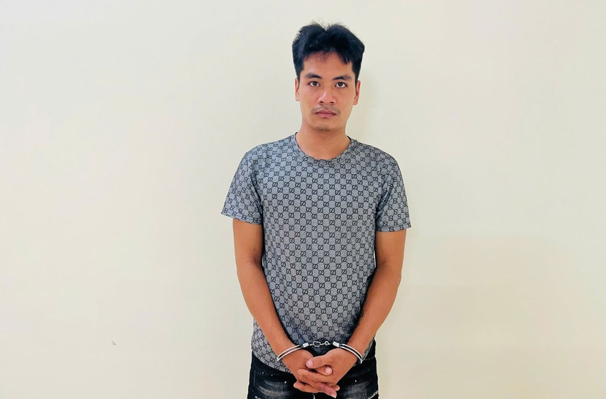 Nguyễn Văn Thiệu sau khi bị bắt. Ảnh CA Vĩnh Phúc