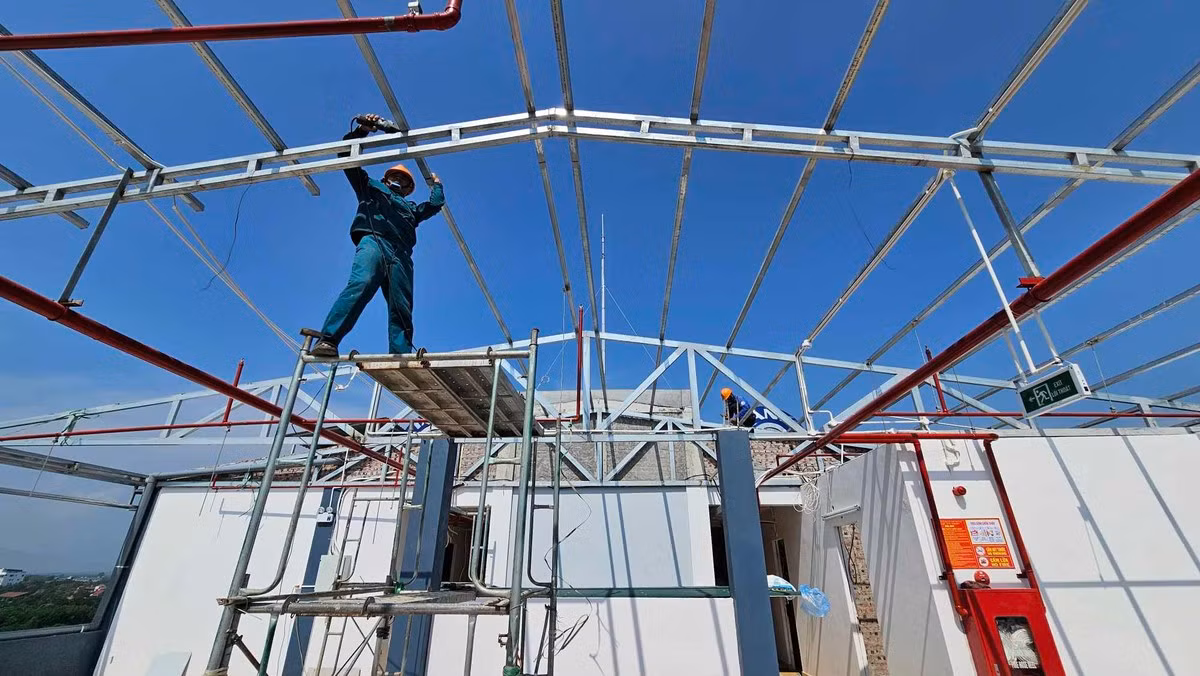 Xử lý vi phạm trật tự xây dựng tại huyện Thạch Thất, Hà Nội.