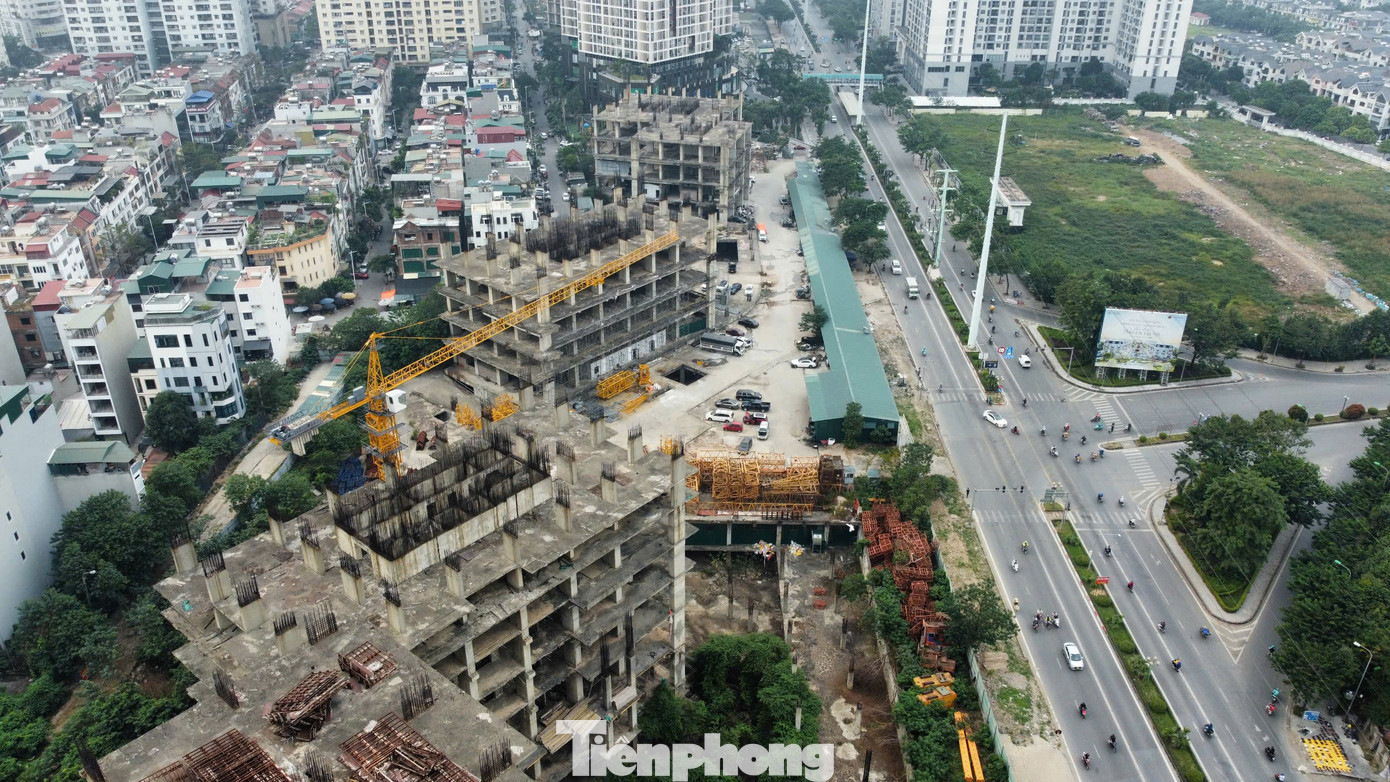 Dự án Usilk City bỏ hoang hàng chục năm trên địa bàn quận Hà Đông.