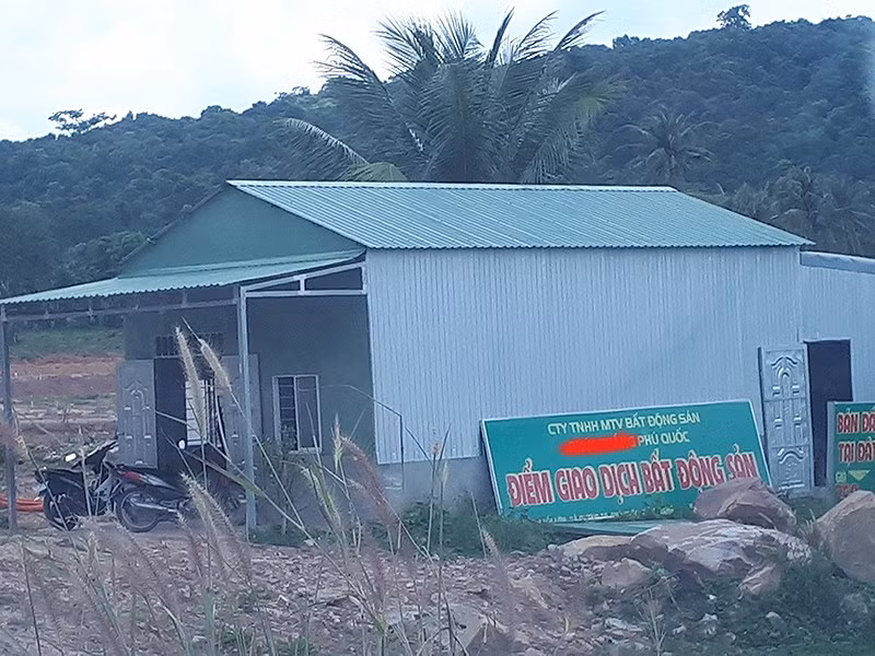'Cò' đất đồng loạt rút khỏi Phú Quốc ảnh 2