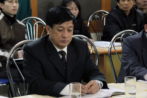 Ông Lê Văn Hiền tại buổi đọc quyết định. Ảnh: Hà Anh/ VNE