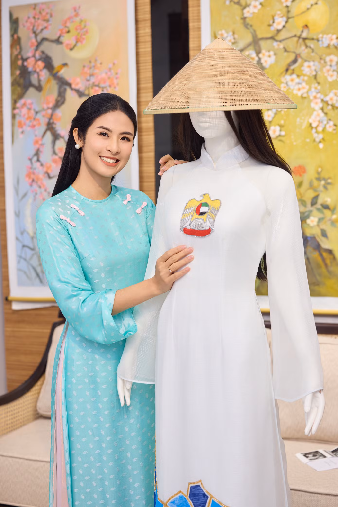 Ngọc Hân muốn truyền tải văn hóa Việt Nam đến với bạn bè quốc tế thông qua áo dài.