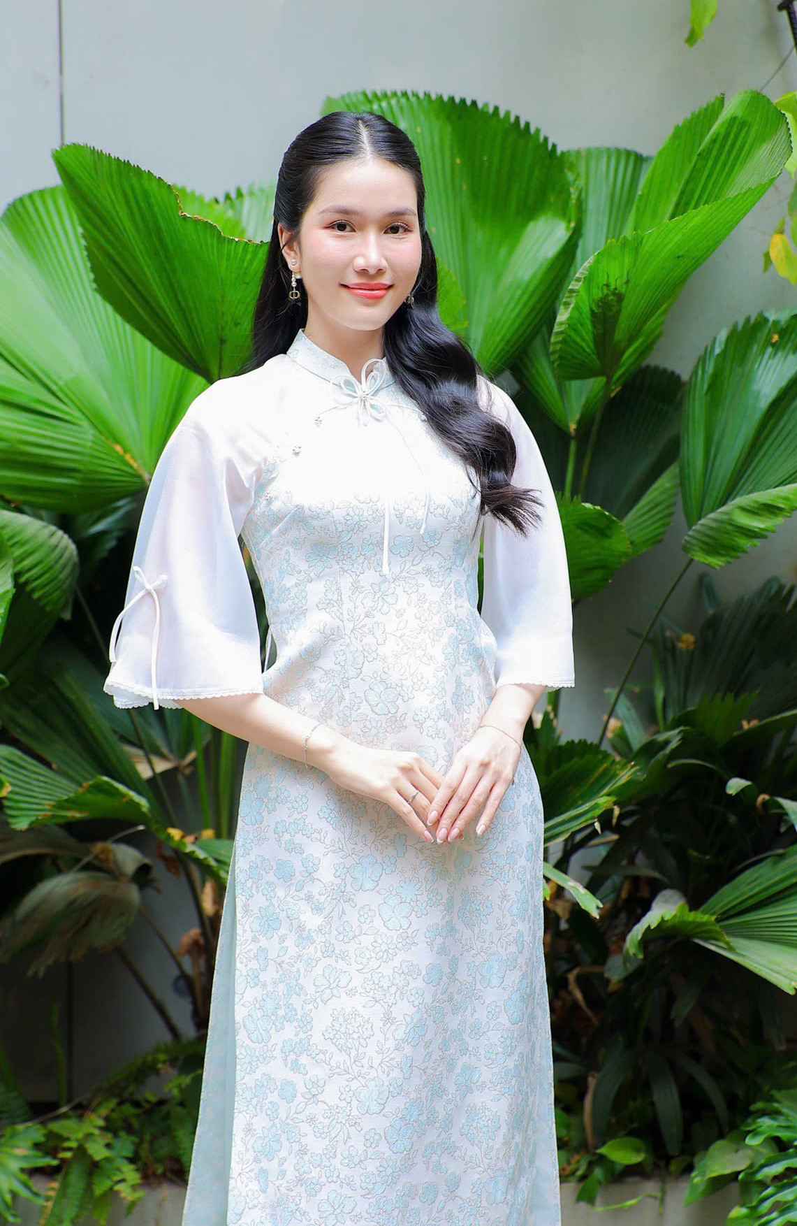 Người đẹp cũng mong muốn có thể cùng chồng đóng góp nhiều hơn cho xã hội thông qua các hoạt động thiện nguyện.