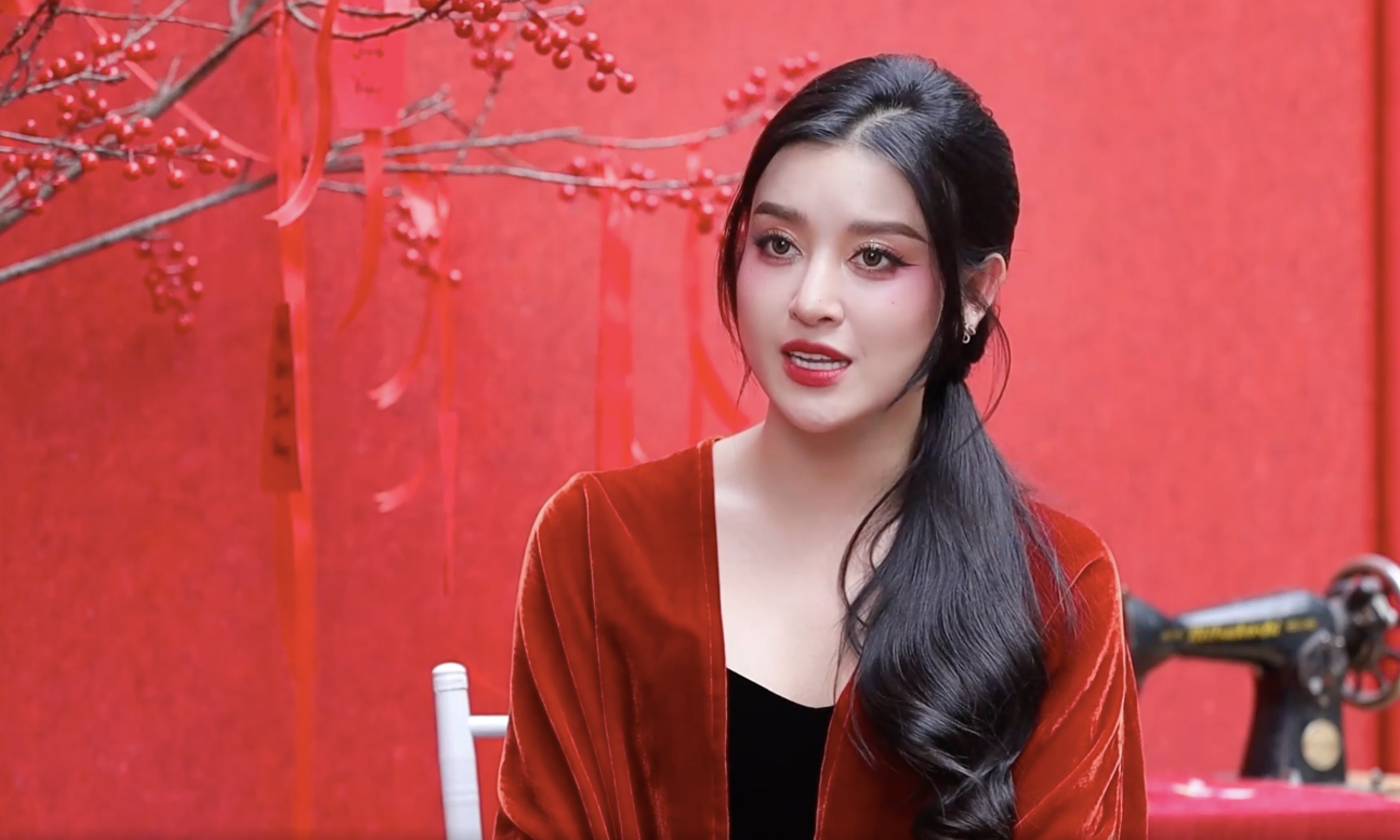 Theo Huyền My, trong cuộc sống không chỉ có tình yêu đôi lứa mà còn có gia đình, bạn bè, công việc. Cô cho rằng tình yêu phải do tự bản thân cảm nhận chứ không phải đến từ một người đàn ông. &quot;Tôi chưa bao giờ phụ thuộc cảm xúc vào người khác. Dù có người yêu hay không thì tôi vẫn cảm thấy hạnh phúc&quot;, cô nói.