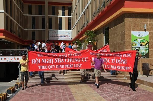 Chủ đầu tư quản lý, bàn giao kinh phí bảo trì, có trách nhiệm mở tài khoản thanh toán tại một tổ chức tín dụng để gửi có kỳ hạn đối với mỗi một dự án đầu tư xây dựng nhà ở. Chủ đầu tư quản lý, bàn giao kinh phí bảo trì, có trách nhiệm mở tài khoản thanh toán tại một tổ chức tín dụng để gửi có kỳ hạn đối với mỗi một dự án đầu tư xây dựng nhà ở.