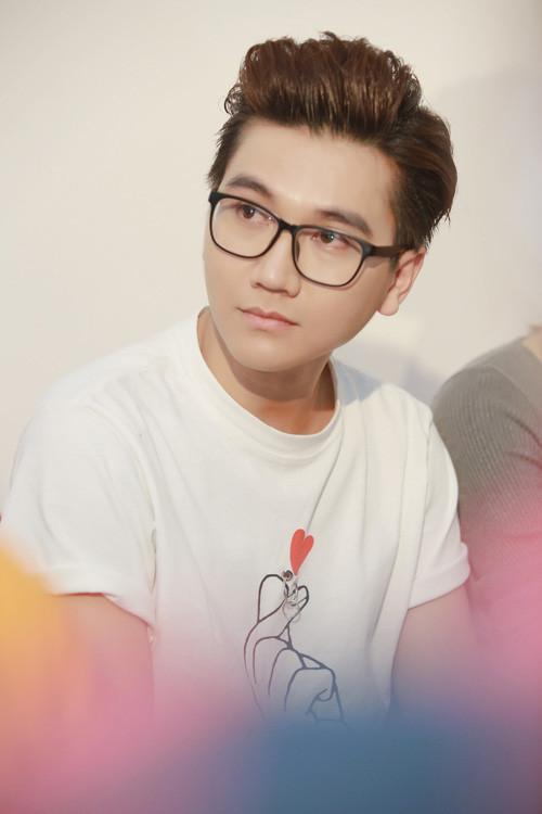 MC Công Tố: “Tôi chỉ nghe bằng 1 tai mấy năm qua“ ảnh 1