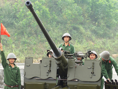 Khẩu đội Pháo Phòng không 57mm trong tư thế sẵn sàng chiến đấu. Khẩu đội Pháo Phòng không 57mm trong tư thế sẵn sàng chiến đấu