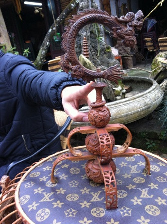  Kỳ công ở phần treo trên đỉnh lồng