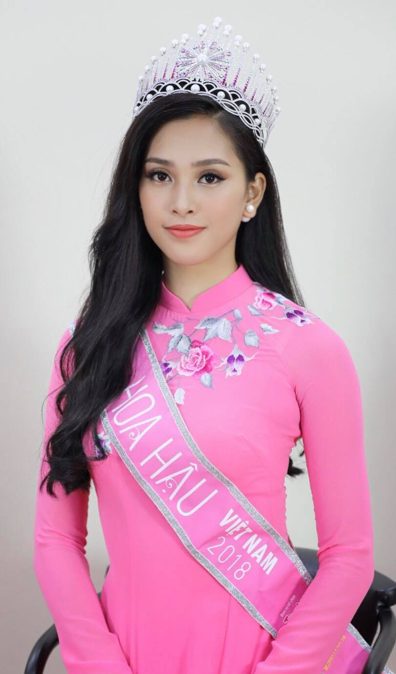 Á hậu 1 HHVN 2018 Bùi Phương Nga: 'Hoa hậu là người đẹp nhất' ảnh 12