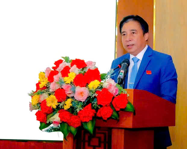 Ông Nguyễn Khắc Toàn - Phó Bí thư Thường trực tỉnh ủy, Chủ tịch HĐND tỉnh Khánh Hòa. Ông Nguyễn Khắc Toàn - Phó Bí thư Thường trực tỉnh ủy, Chủ tịch HĐND tỉnh Khánh Hòa.