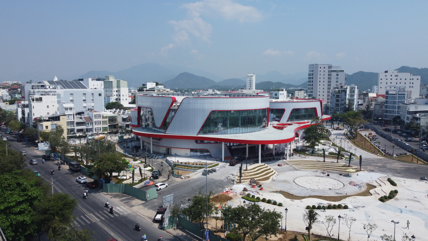 Dự án được UBND tỉnh Khánh Hòa giao cho Ban Quản lý dự án Phát triển tỉnh Khánh Hòa làm chủ đầu tư và khởi công từ tháng 6/2023.