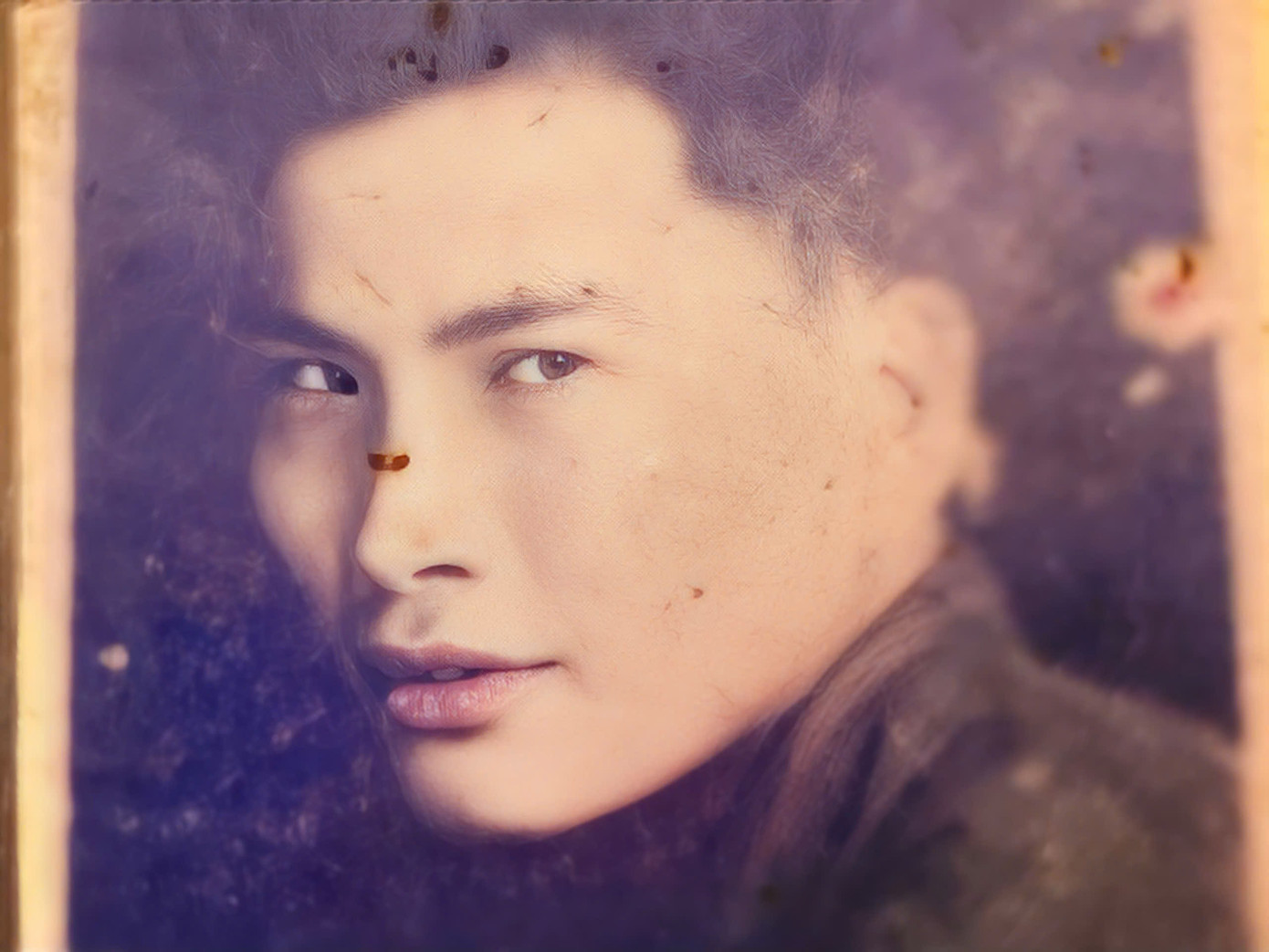 Người lính trẻ Trần Văn Thanh năm xưa. Người lính trẻ Trần Văn Thanh năm xưa.