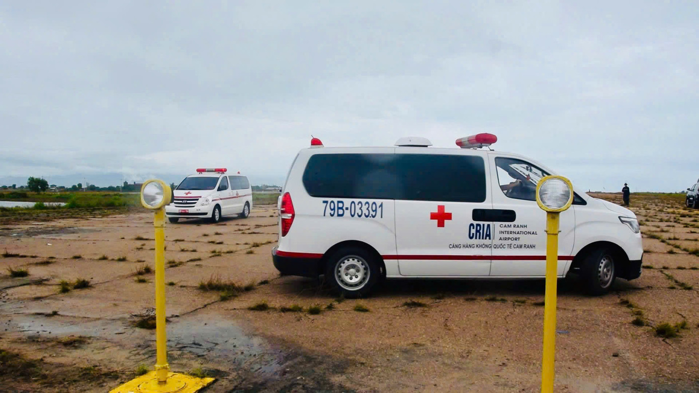 Lực lượng cứu hộ được lệnh triển khai khẩn nguy chờ tại chỗ.