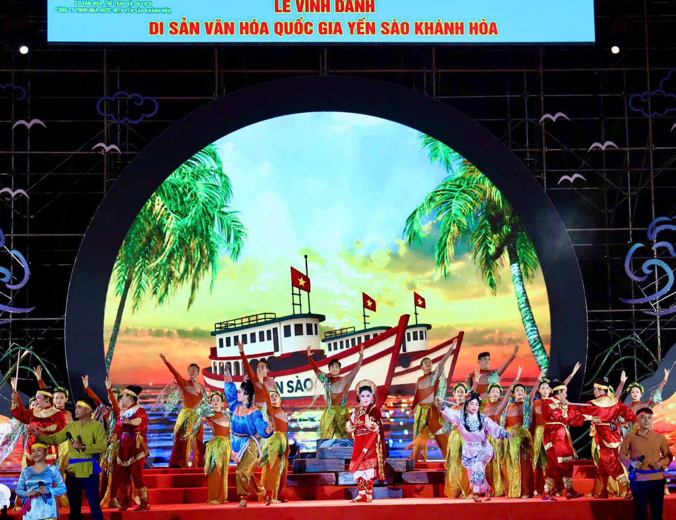 Tiết mục tái hiện Huyền tích Thánh mẫu Lê Thị Huyền Trâm.