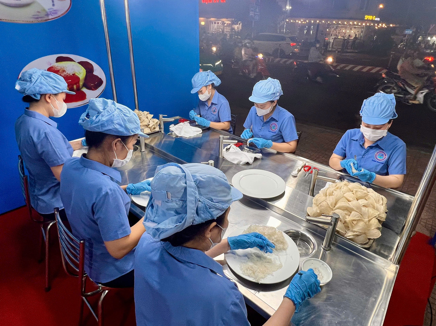 Tri thức khai thác và chế biến yến sào Khánh Hoà được lưu truyền từ hàng trăm năm.