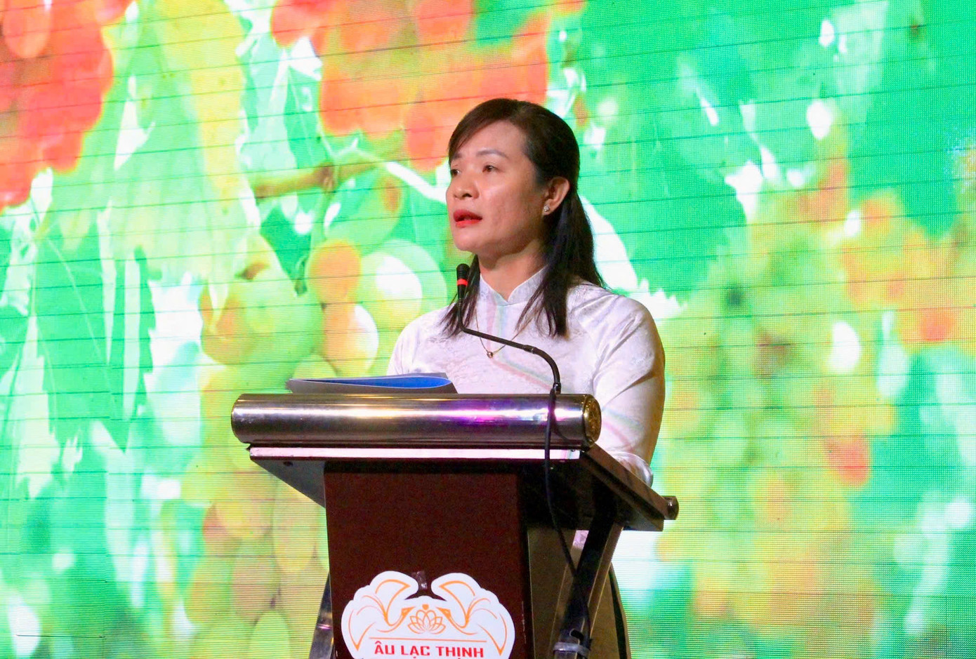 Bà Phạm Thị Thanh Hường - Phó Giám đốc Sở Văn hóa, Thể thao và Du lịch tỉnh Ninh Thuận - phát biểu tại hội nghị. Bà Phạm Thị Thanh Hường - Phó Giám đốc Sở Văn hóa, Thể thao và Du lịch tỉnh Ninh Thuận - phát biểu tại hội nghị.