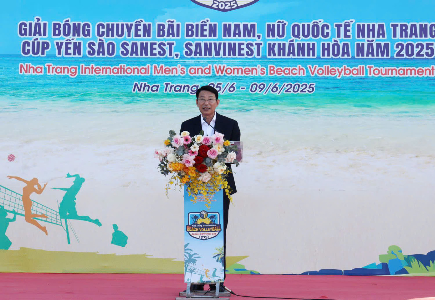 Phó Chủ tịch UBND tỉnh Khánh Hòa Đinh Văn Thiệu kỳ vọng, đây sẽ là giải đấu thường niên, sân chơi hấp dẫn dành cho các vận động viên bóng chuyền bãi biển trong nước và quốc tế.